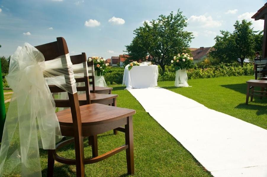 Hotel Vinohrad Milotice Luaran gambar