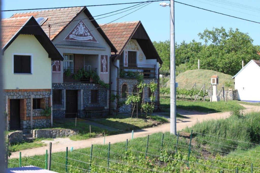 Hotel Vinohrad Milotice Luaran gambar